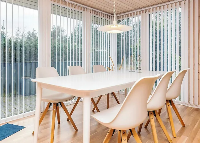 Hébergement de vacances 4 Person In *