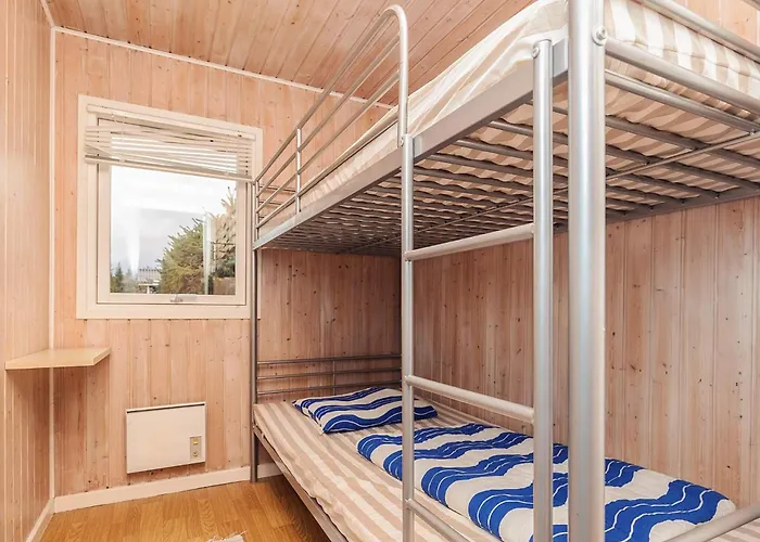 4 Person In Hébergement de vacances Hals